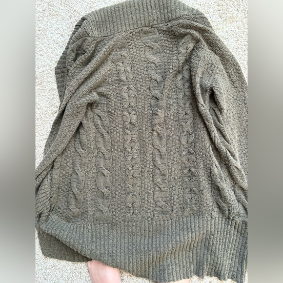 Cardigan - Picture 4 of 4